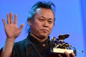 912665_440884196106971_652358596_n