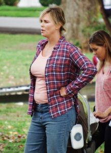 52186091 Actress Charlize Theron is spotted on the set of 'Tully' in Vancouver, Canada on September 26, 2016. The film is about Marlo, a mother of three including a newborn, who is gifted a night nanny by her brother. Hesitant to the extravagance at first, Marlo comes to form a unique bond with the thoughtful, surprising and sometimes challenging young nanny named Tully. FameFlynet, Inc - Beverly Hills, CA, USA - +1 (310) 505-9876