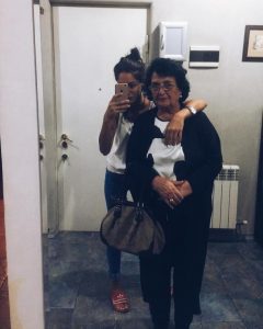 more_img-1474832387898671