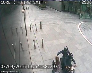 3927b2db00000578-3824788-they_used_a_moped_with_another_vehicle_s_registration_plate_to_s-m-15_1475742497364