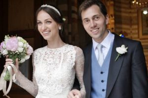 98d207871f88f4674057c473ed13c005