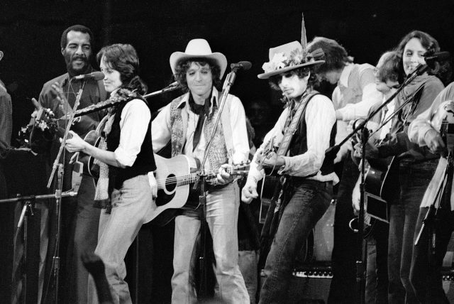 Dylan, Elliott, Havens, and Baez at a Hurricane Carter Benefit