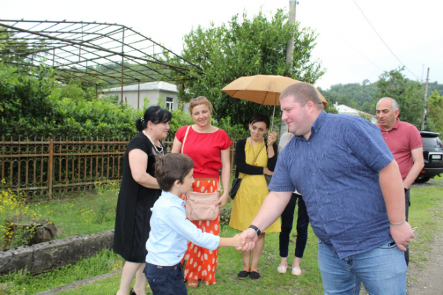 ასტრ