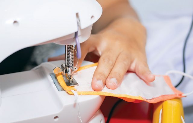 20200408lnp1-sewing